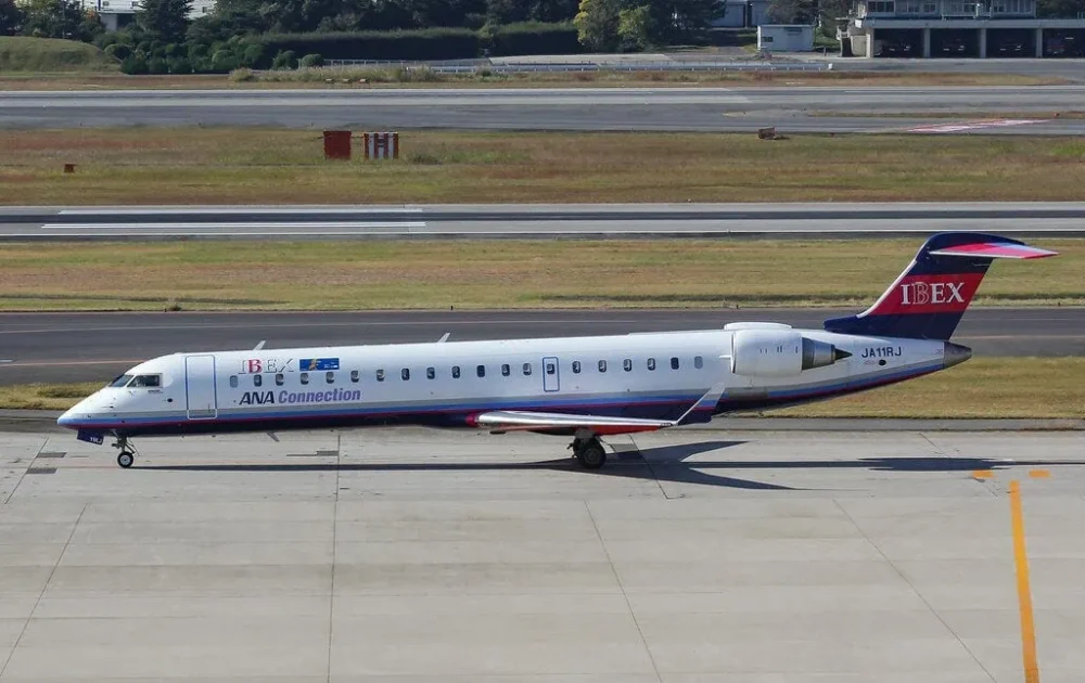 Bombardier CRJ700 ER