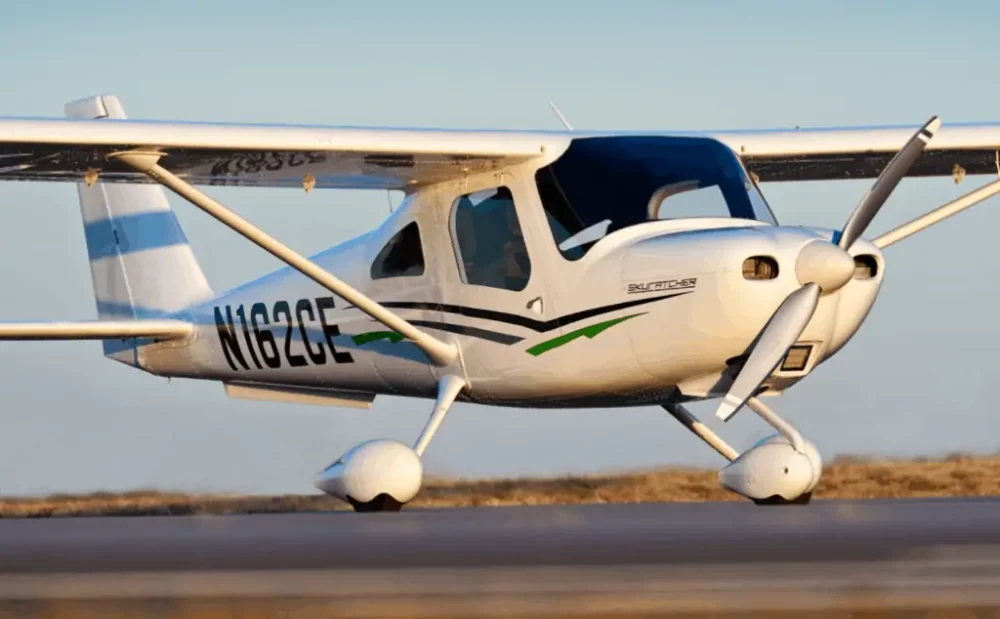 Cessna 162