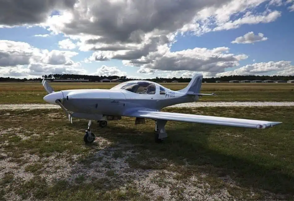 Lancair 320