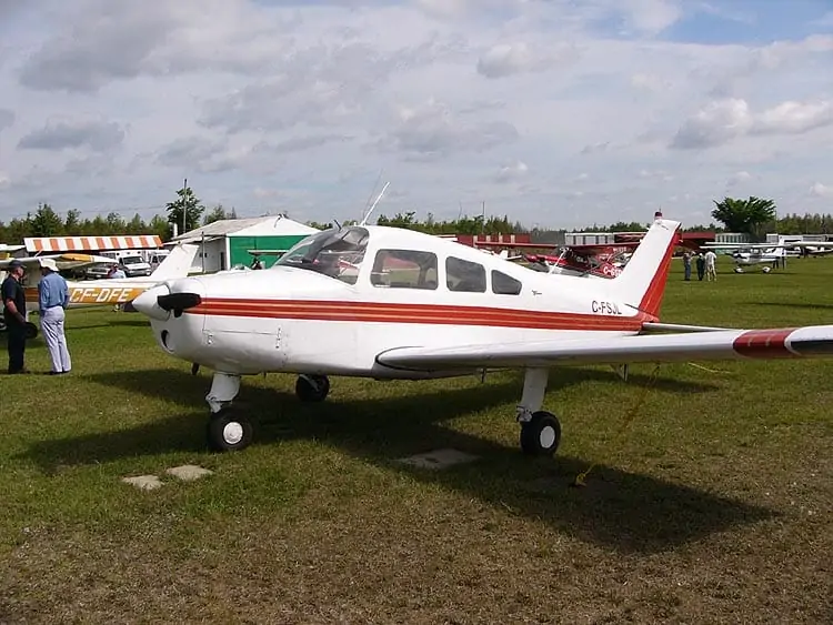 Beechcraft Musketeer Guía y especificaciones