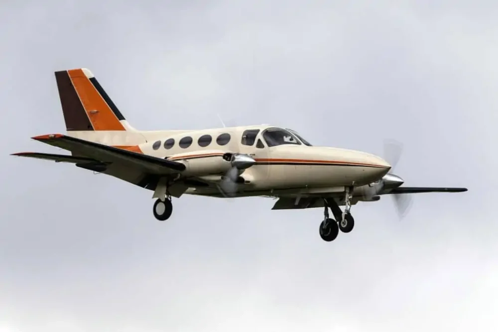 Cessna 414 especificaciones